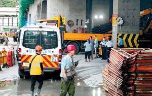 威院重建地盘 男工疑中暑抢救不治