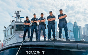 5水警與風浪搏鬥拯救風帆發燒友