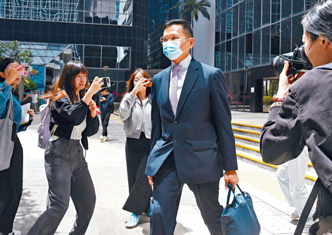 沙头角分区时任指挥官陆振中，被裁定危驾及袭击致造成身体伤害2罪成。